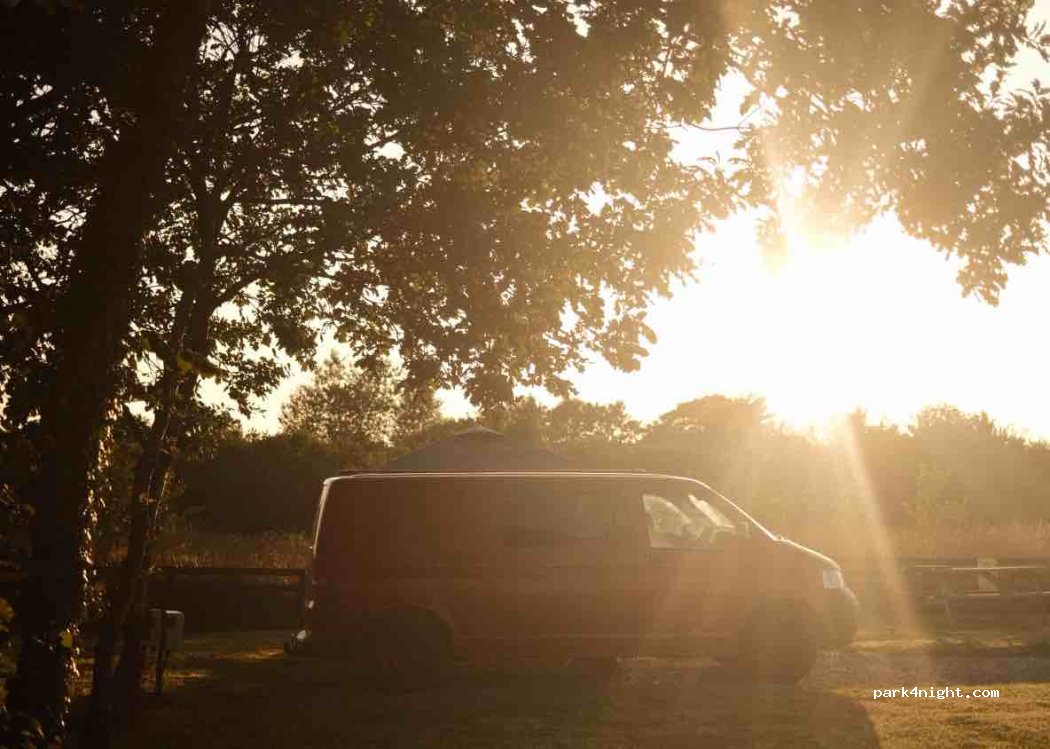 Noteworthy Farm Caravan and Campsite — foto