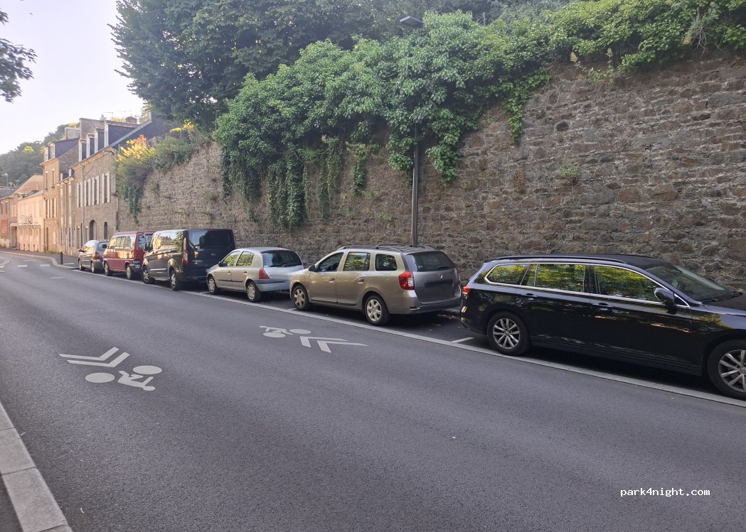 (22000) Saint-Brieuc - 20 Rue du Légué — foto