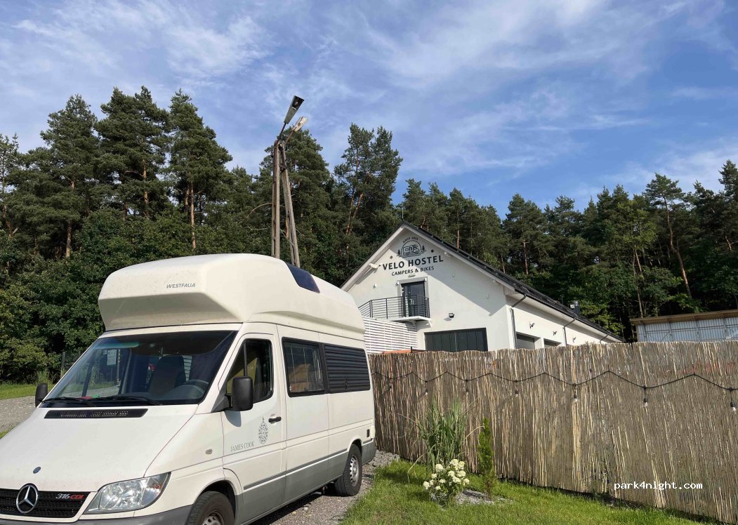 Velo Hostel Campers & Bikes ENERGYLANDIA — foto 2