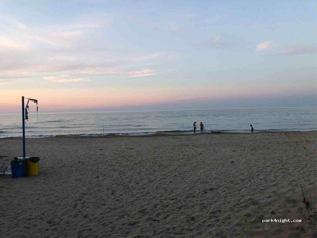 Le Marinelle beach & parking - Petacciato — foto 2