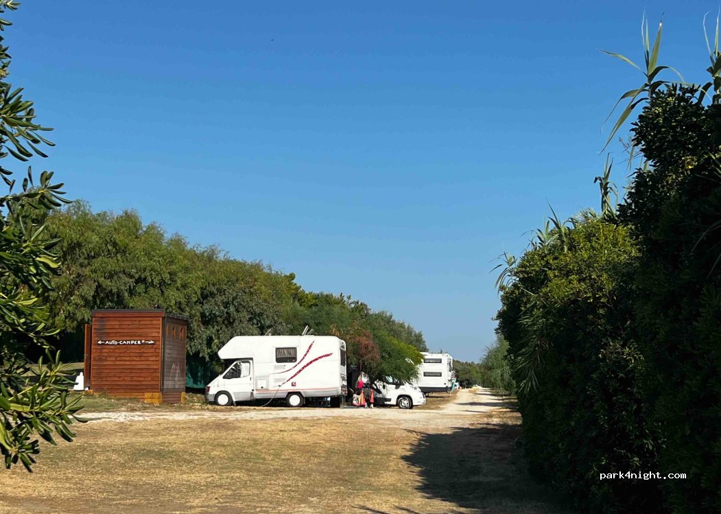 Le Marinelle beach & parking - Petacciato — foto 4