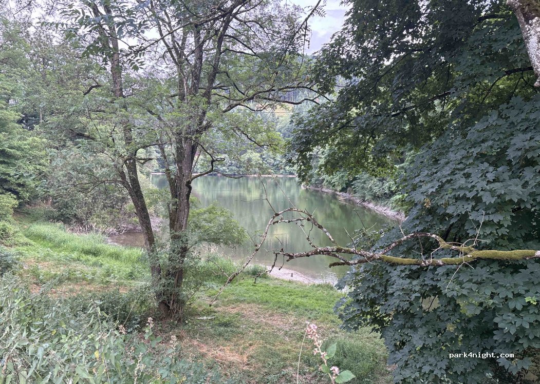 (69170) Joux - 57 Impasse des Pêcheurs — foto