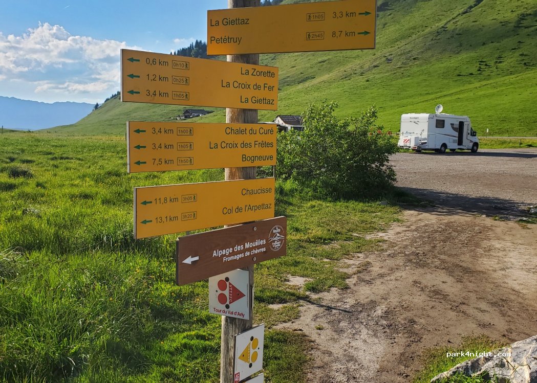 (74220) La Clusaz - 7153 Route du Col des Aravis — foto 2