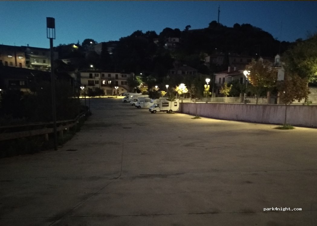 Laconi Area Sosta Camper — foto 3