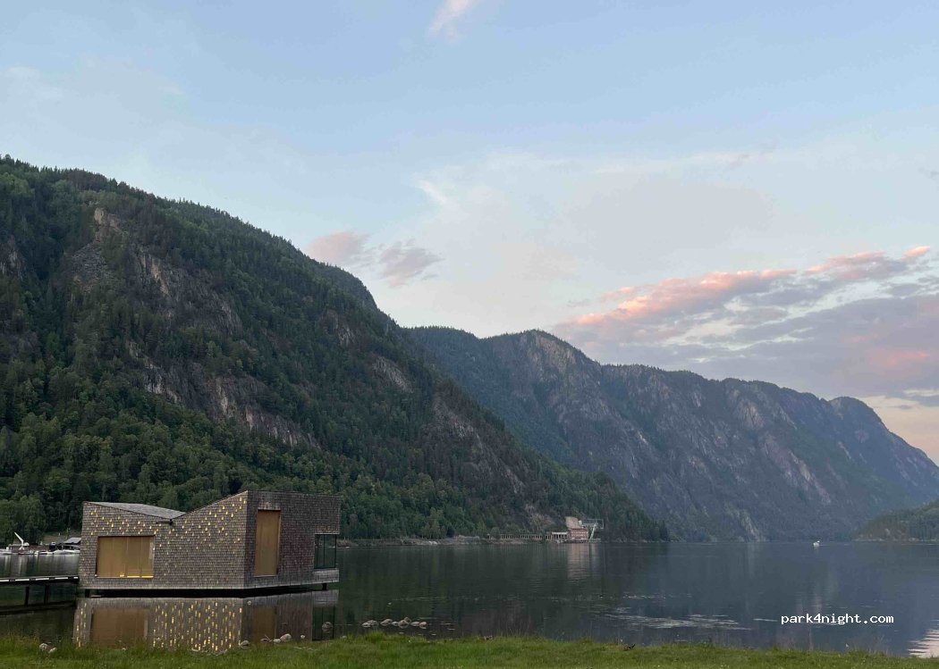 (3880)  - 1 Bufjordvegen — foto