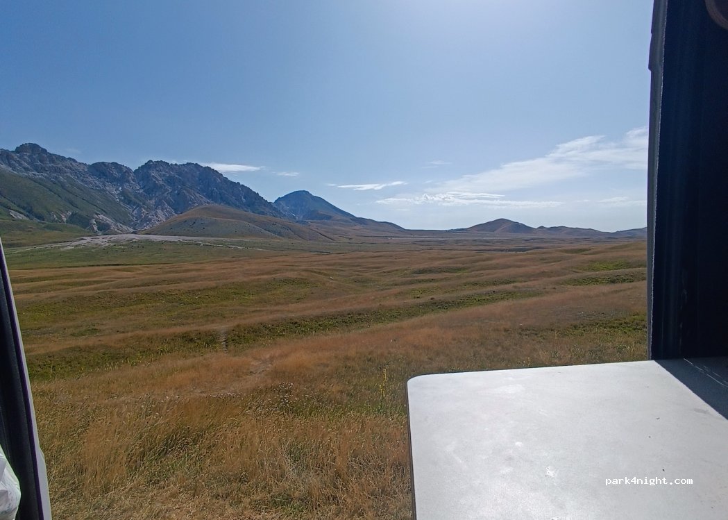 (67100) L'Aquila - Unnamed Road — foto