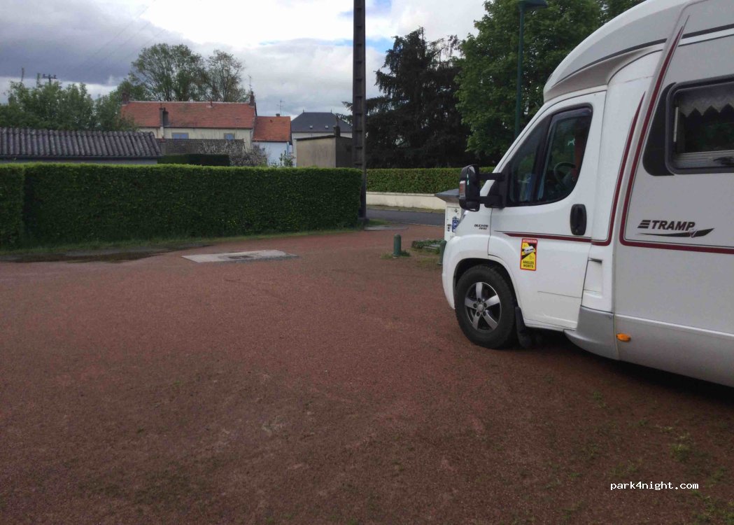 (58250) Fours - 2 Rue des Écoles — foto 3