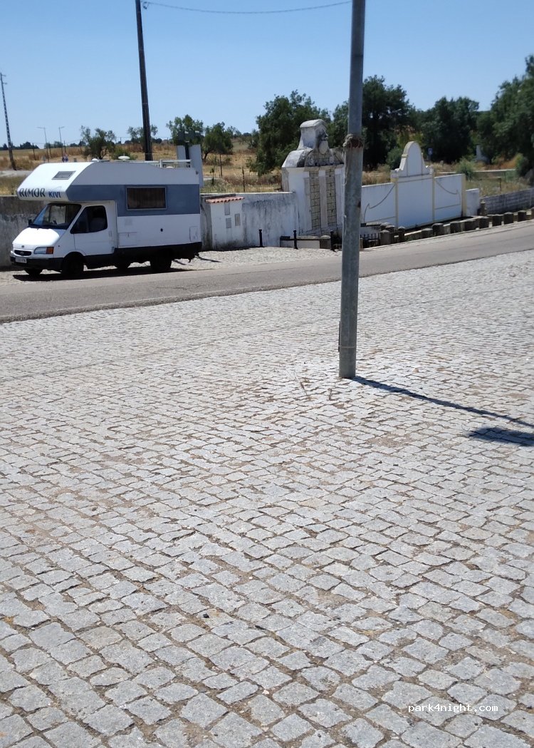 (7460-147) Fronteira - N245 — foto