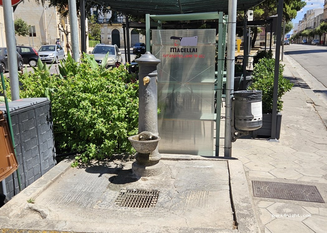 (73013) Galatina - 50bis Piazza Toma G. — foto