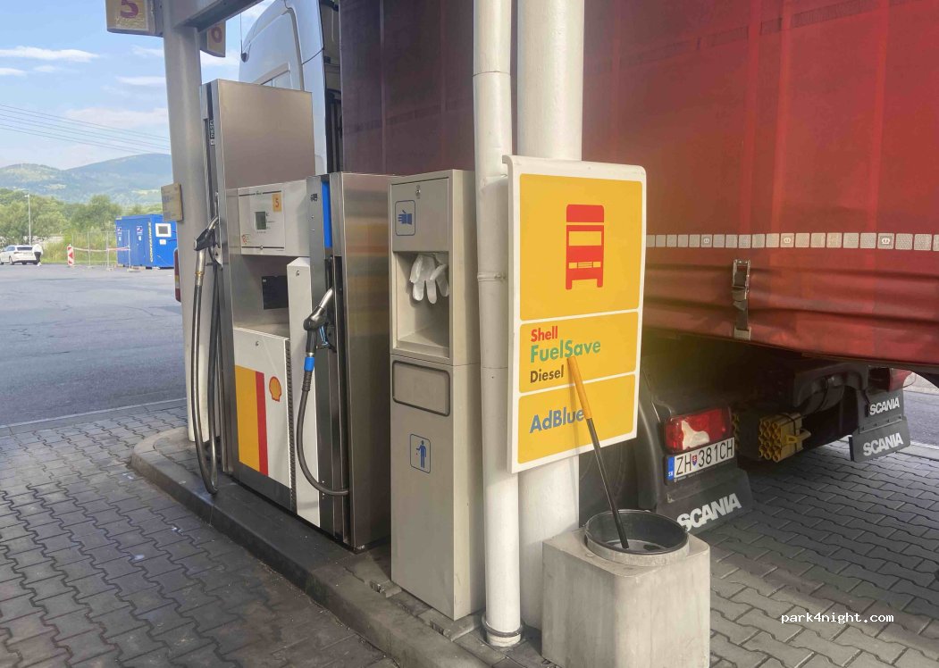 (739 92) Návsí - E75 — foto 3
