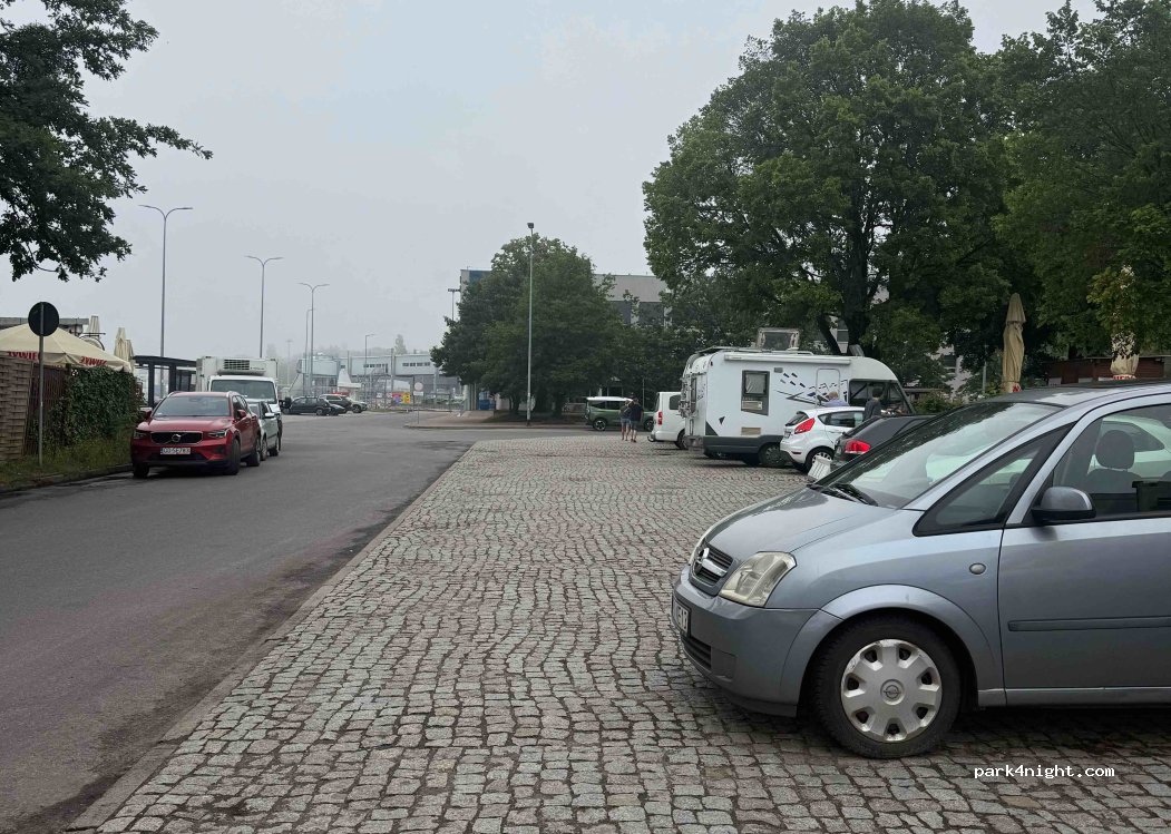 (80-601) Gdańsk - 70 mjr. Henryka Sucharskiego — foto 2