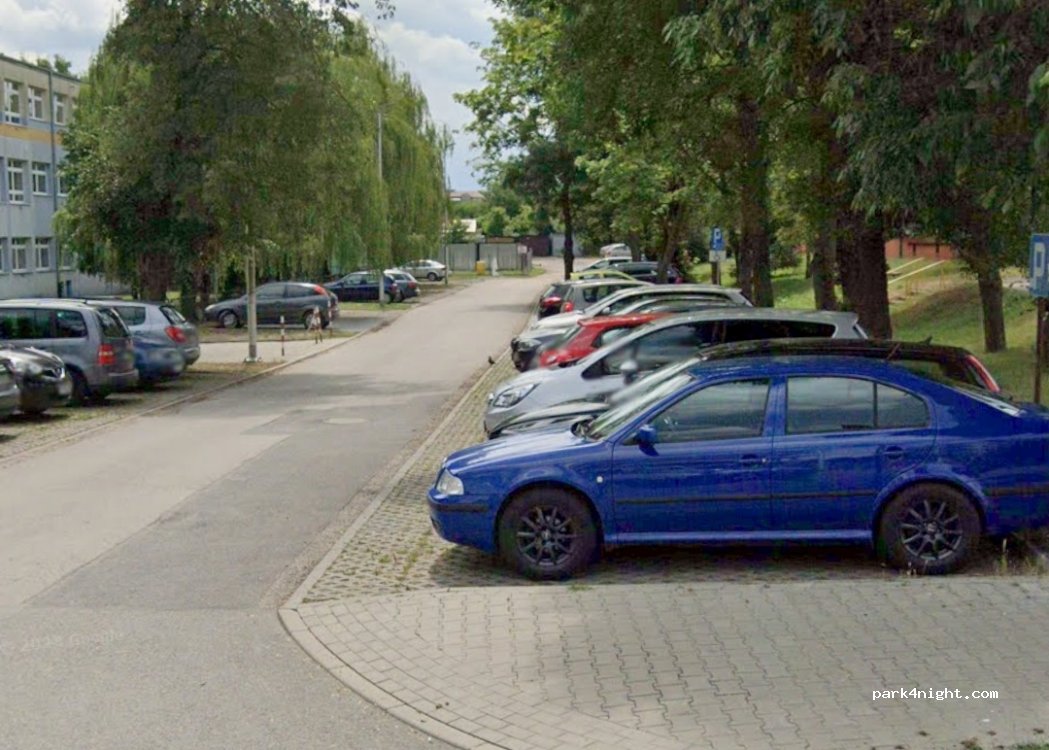 (97-300) Piotrków Trybunalski - 14/1 Władysława Broniewskiego — foto 2
