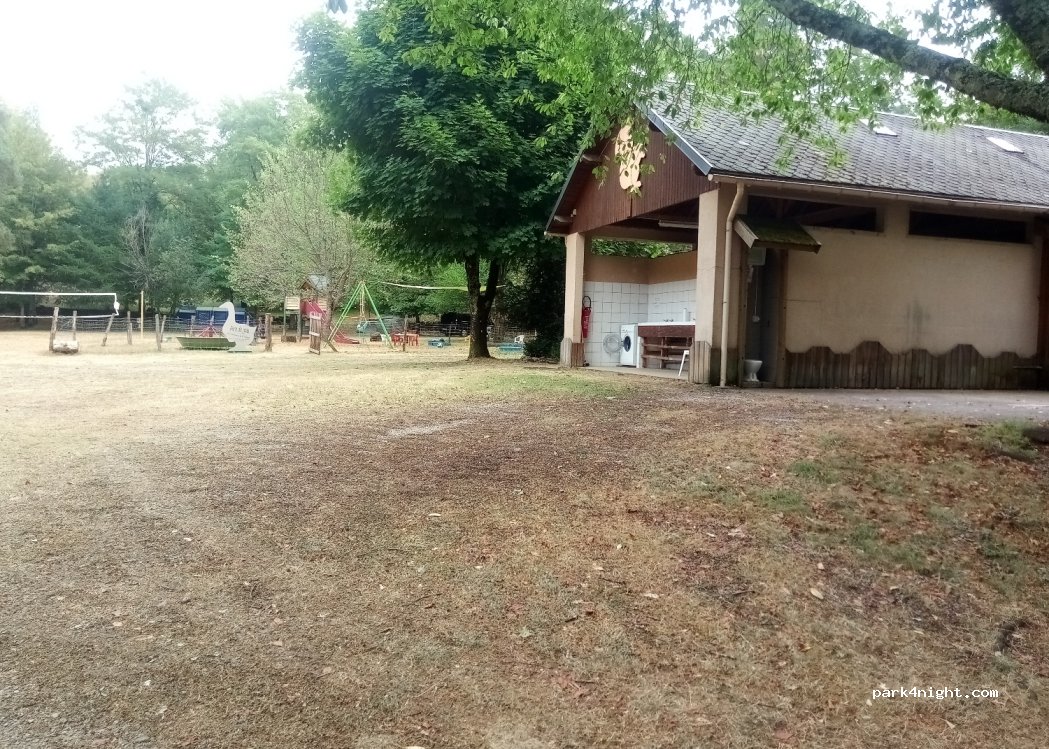 Camping L'Ecureuil — foto