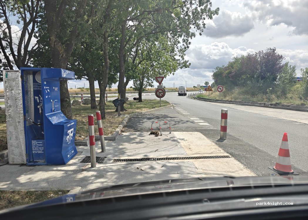 (60490) Ressons-sur-Matz - A1 — foto