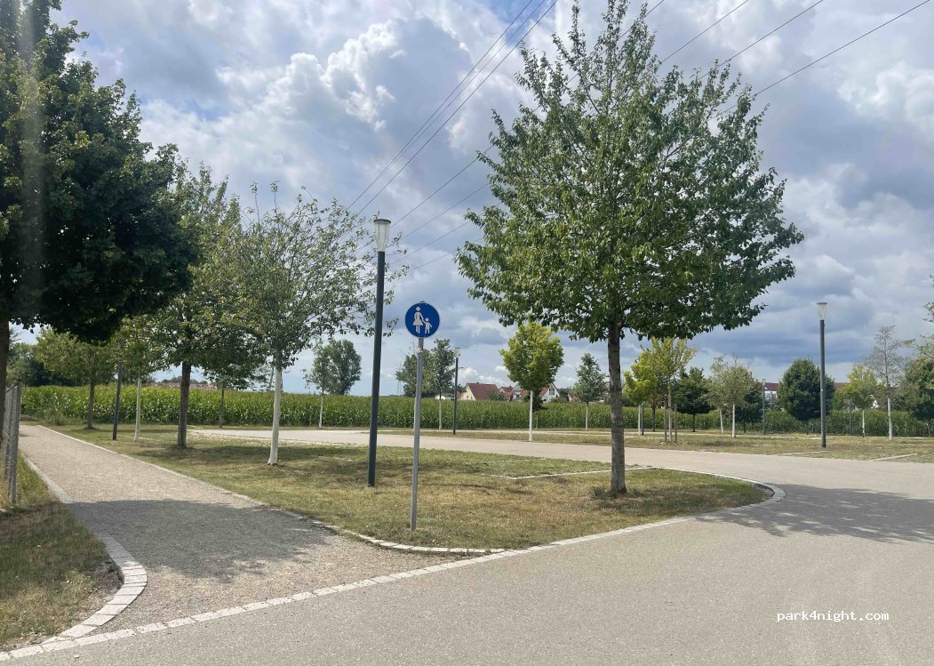 (86391) Stadtbergen - 2 Am Sportpark — foto 2