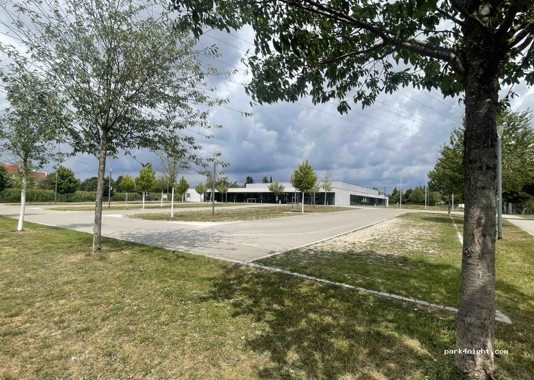 (86391) Stadtbergen - 2 Am Sportpark — foto 3