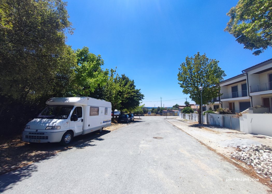 (3500) Viseu - 3 Urb. da Estr. Romana — foto