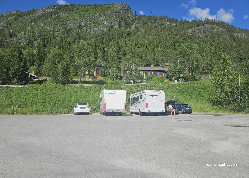 (846 72) Funäsdalen - 2 Sjöängsvägen — foto
