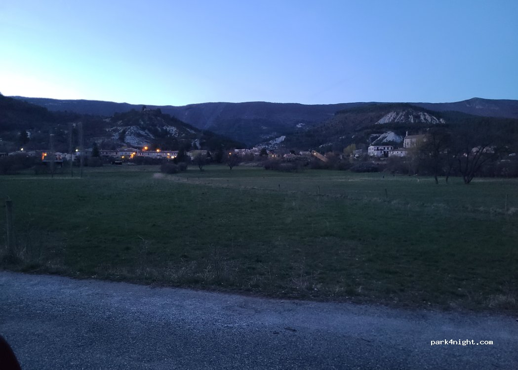 (05300) Barret-sur-Méouge - — foto
