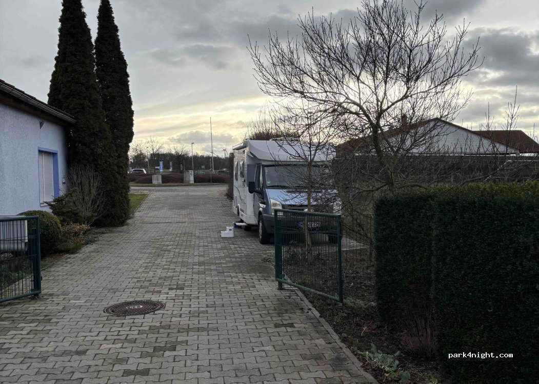 (06179) Teutschenthal - 3 Köchstedter Weg — foto 3