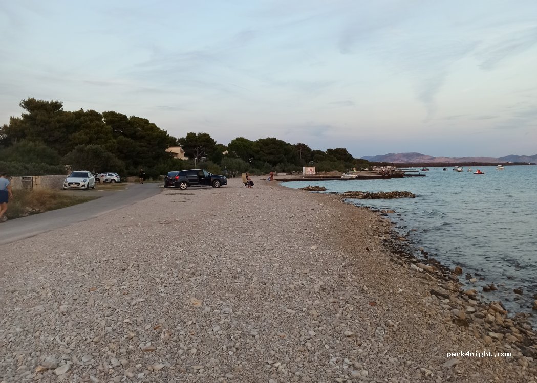 (22000) Šibenik - 63 Jadrija I — foto