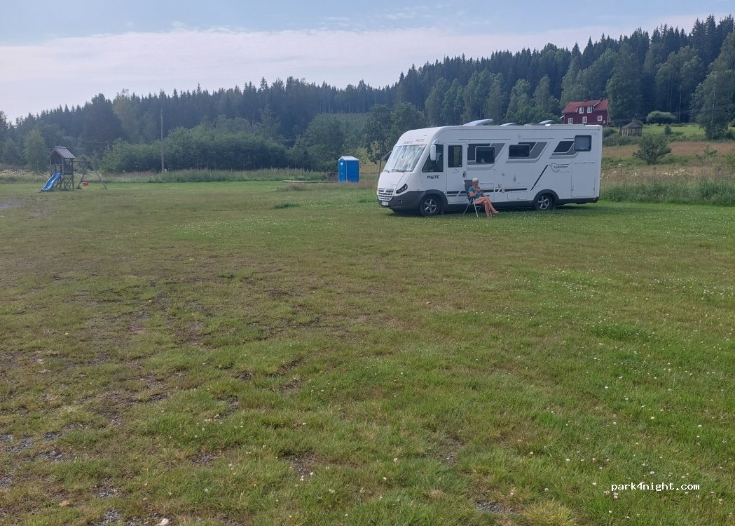 (713 94) Lindesby - Unnamed Road — foto