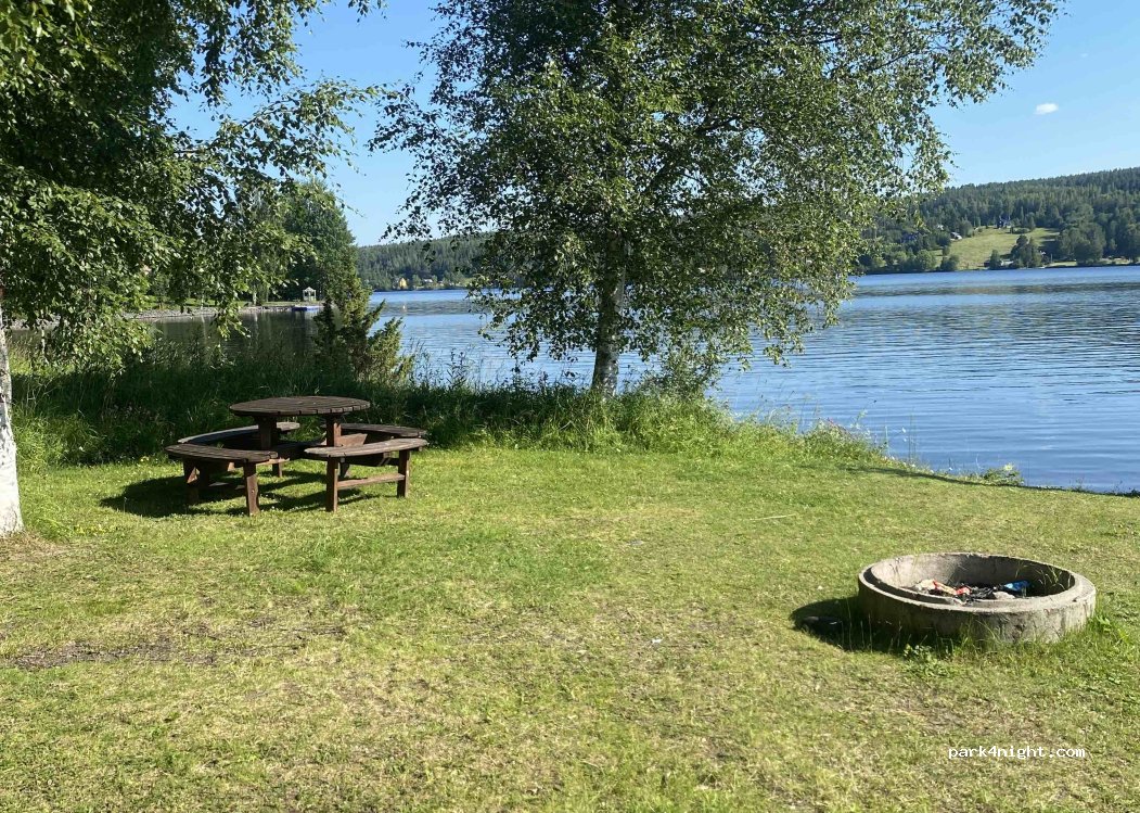 (836 92) Lit - 109 Lits Prästbord — foto 3