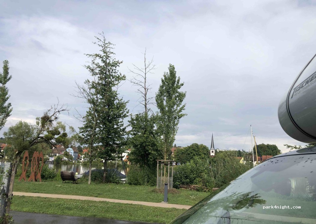 (97276) Margetshöchheim - 2 Fahrweg — foto
