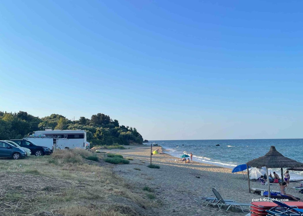 (400 03) Kato Polidendri - Eparchiaki Odos Agiokampou-Sklithrou — foto 4