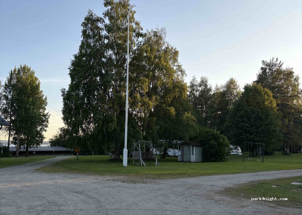 Naapurivaaran Lomakeskus Ky — foto 2