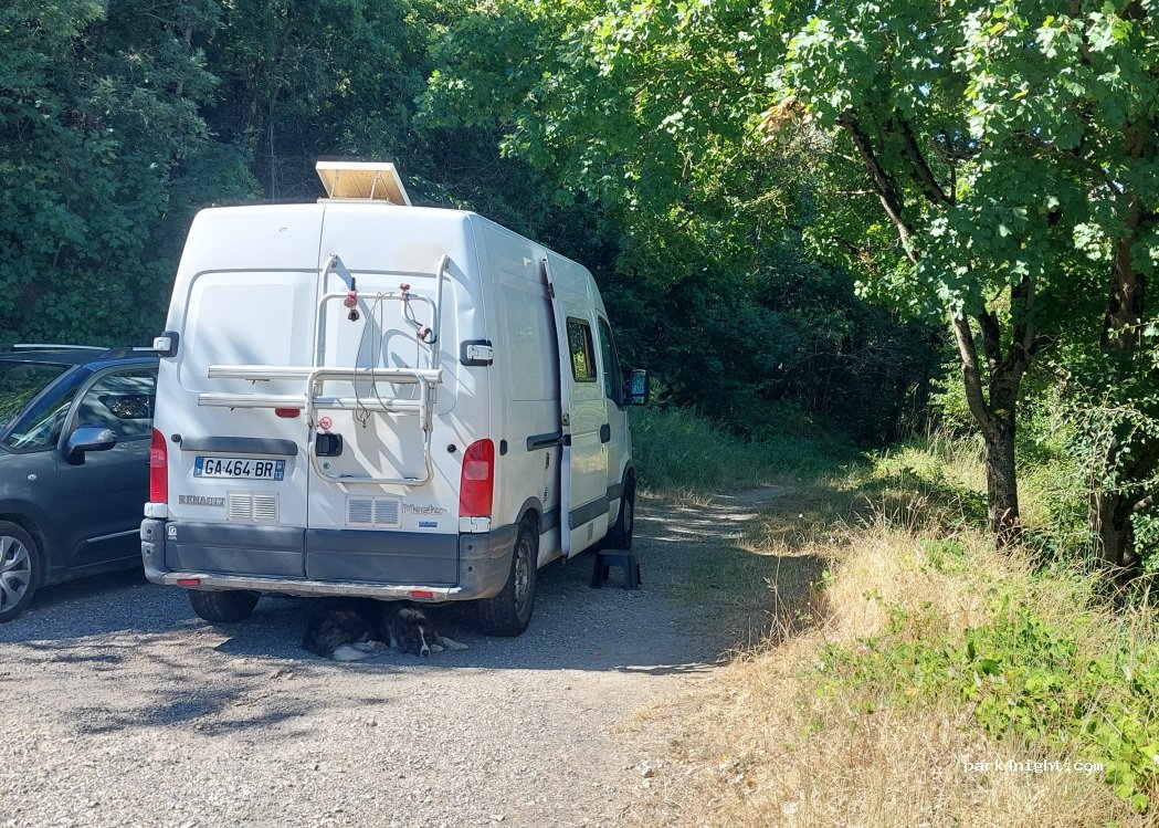 (12100) Millau - 4649 D110 — foto