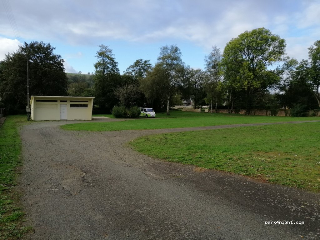 (53600) Voutré - 3 Place du Bas Perrin — foto 3