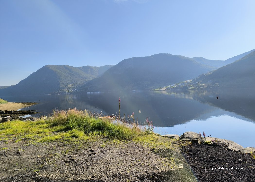 (5961) Brekke - 376 Sognefjordvegen — foto