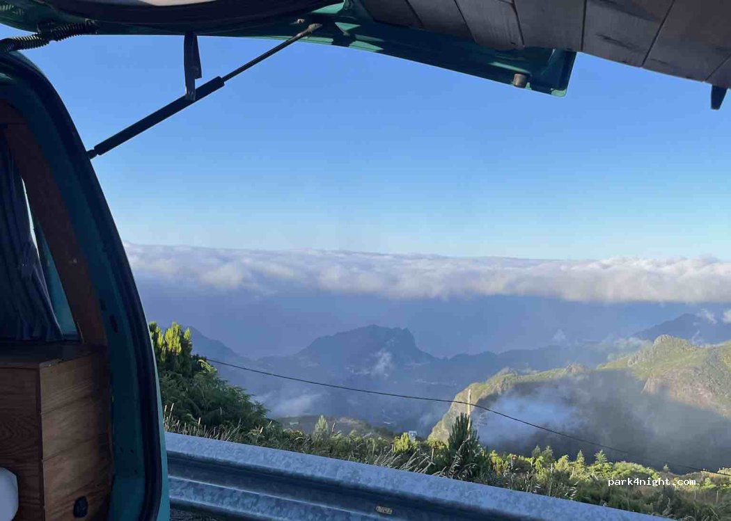 () Funchal - Unnamed Road — foto