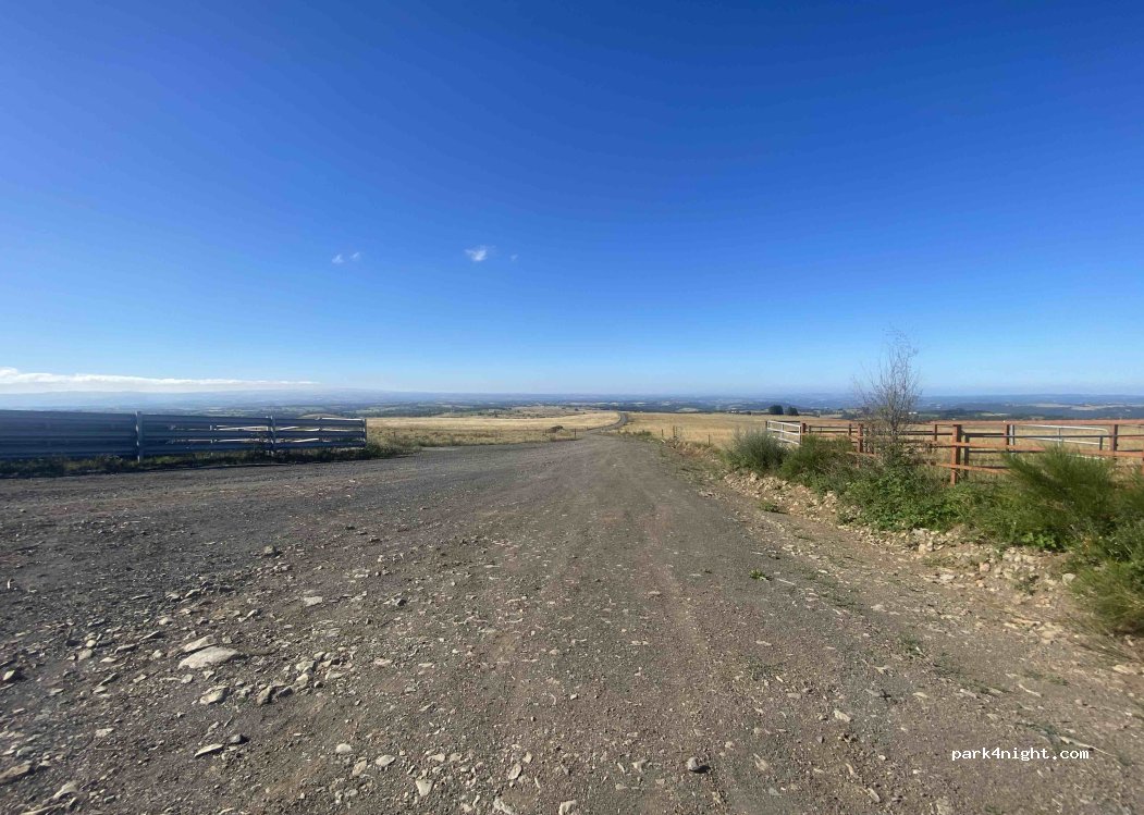 (15800) Pailherols - 3 Chemin des montagnes — foto 2