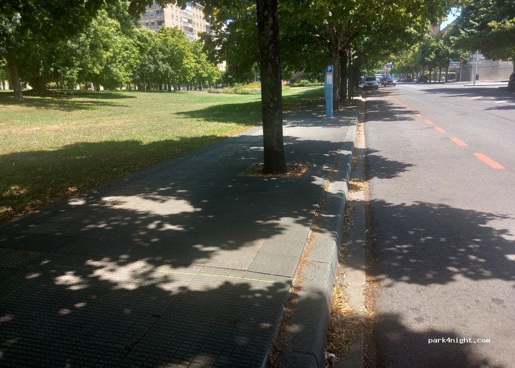 (31008) Pamplona - 3 Calle de Arcadio María Larraona — foto 2
