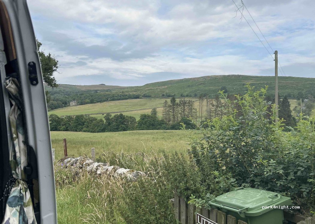 (NE66 2BL) Alnwick - Unnamed Road — foto