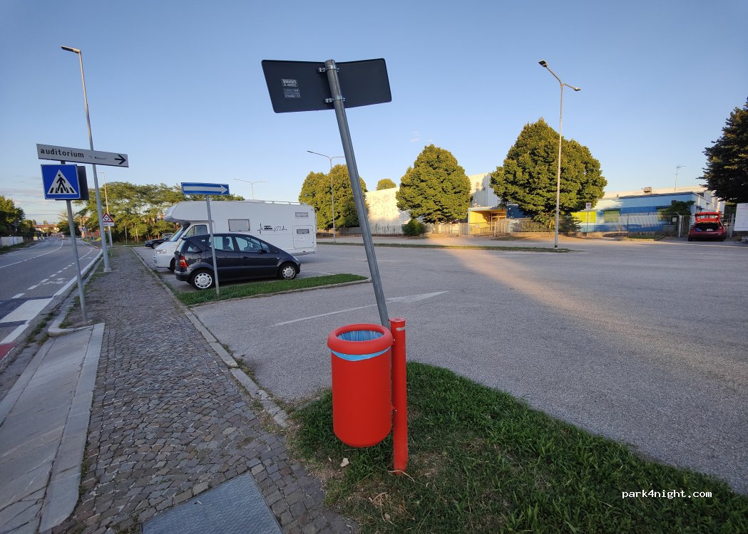 (33100) Udine - 35 Via Zugliano — foto 3