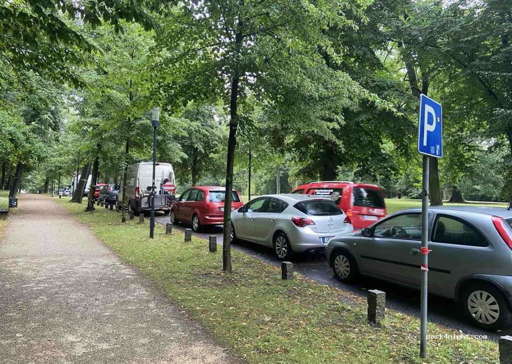 (02826) Görlitz - 10 Joliot-Curie-Straße — foto 4