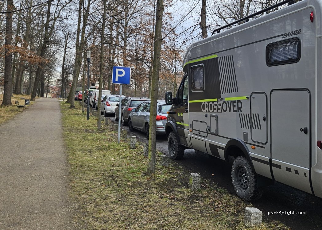 (02826) Görlitz - 10 Joliot-Curie-Straße — foto 5