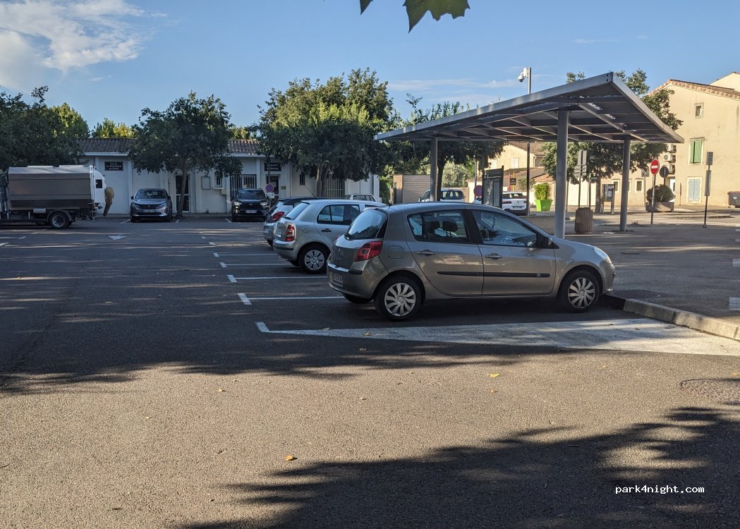(84840) Lapalud - 1 Place fernand morel — foto 3