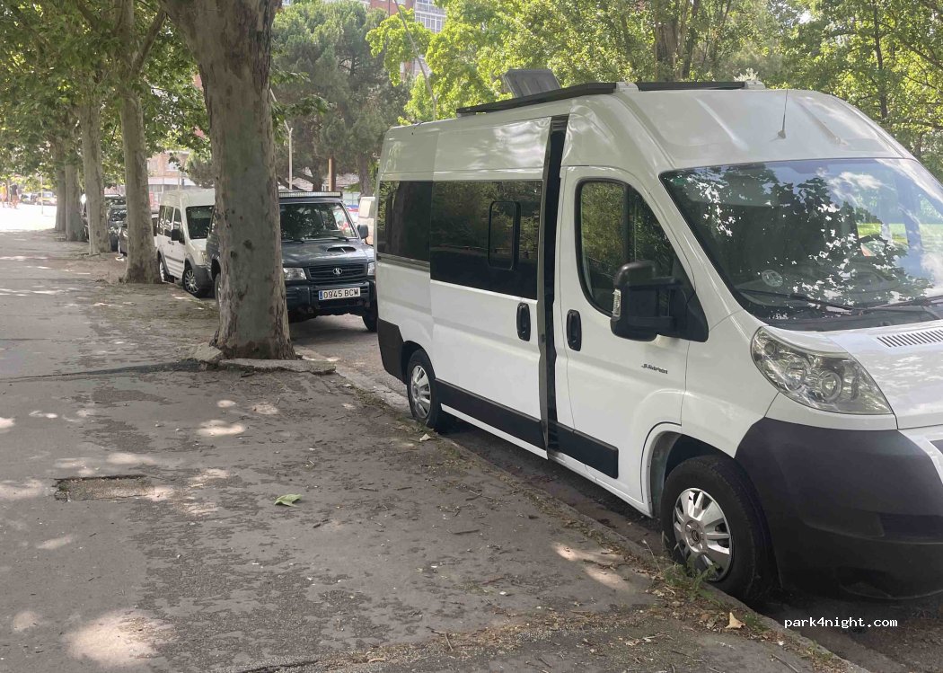 (09006) Burgos - Avenida del Arlanzón — foto 3