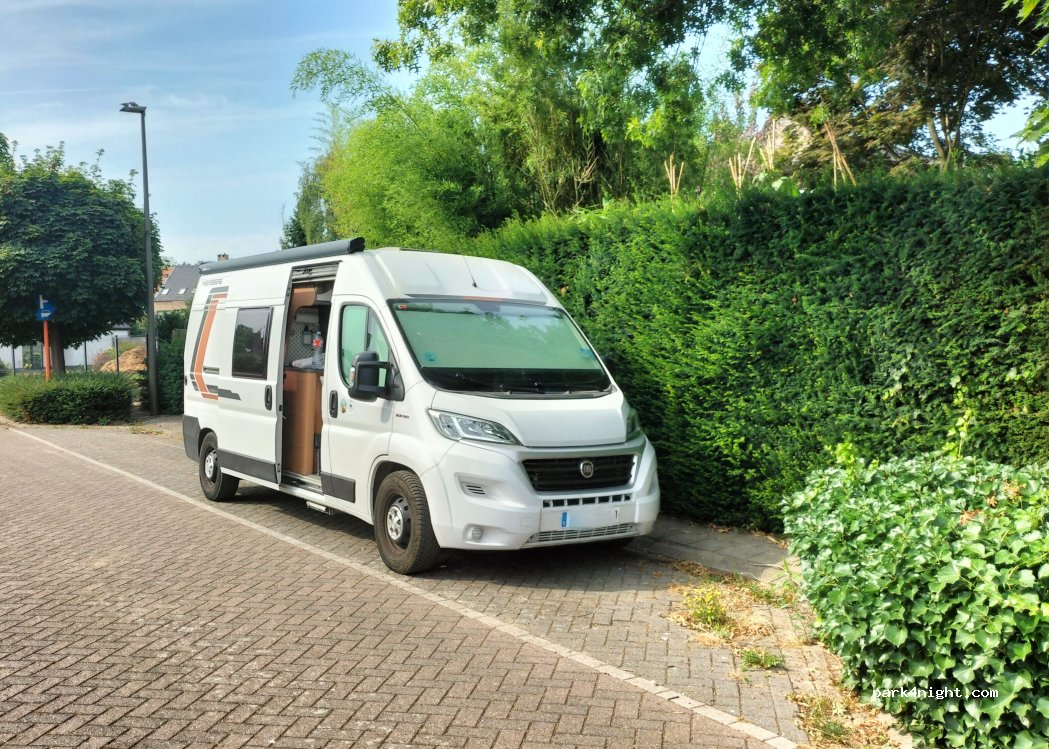 (2800) Mechelen - 33B Turfbeemd — foto