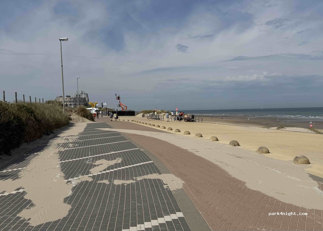 (8430) Middelkerke - Zeedijk — foto 4