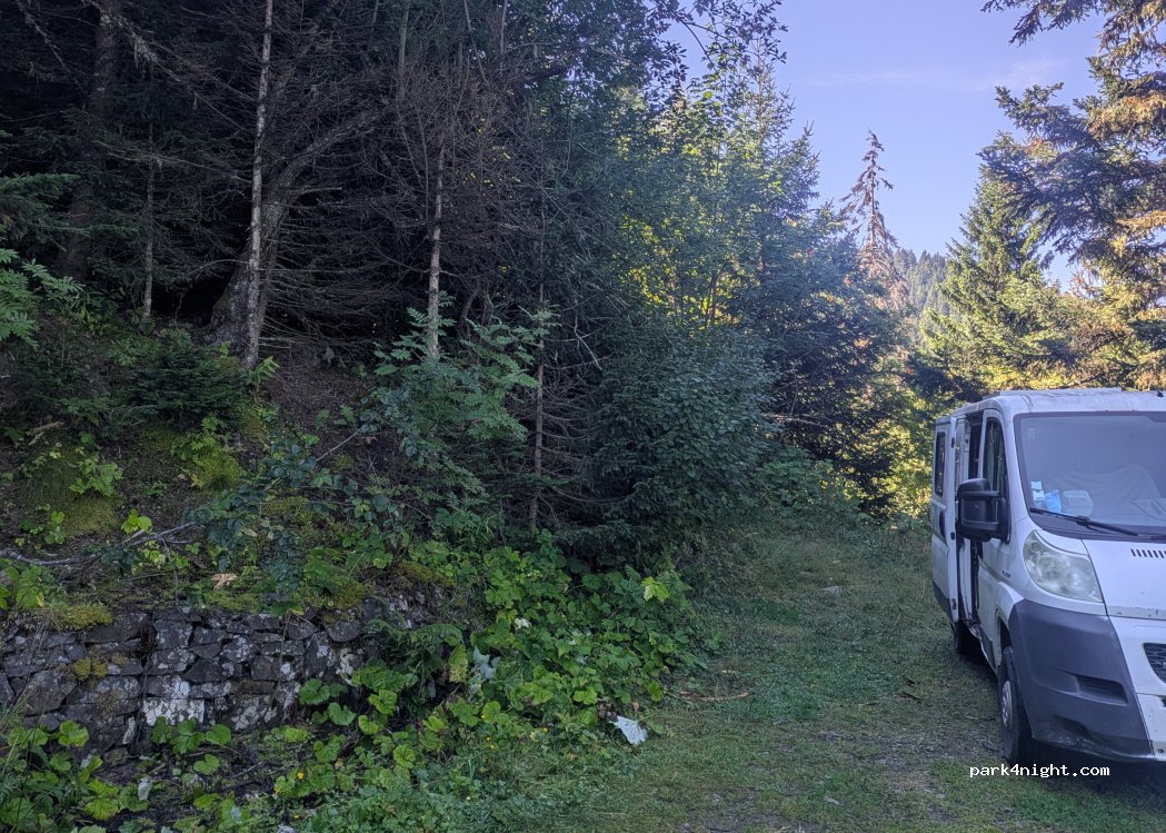 (38220) Livet-et-Gavet - 7 Route du Poursollet — foto 2