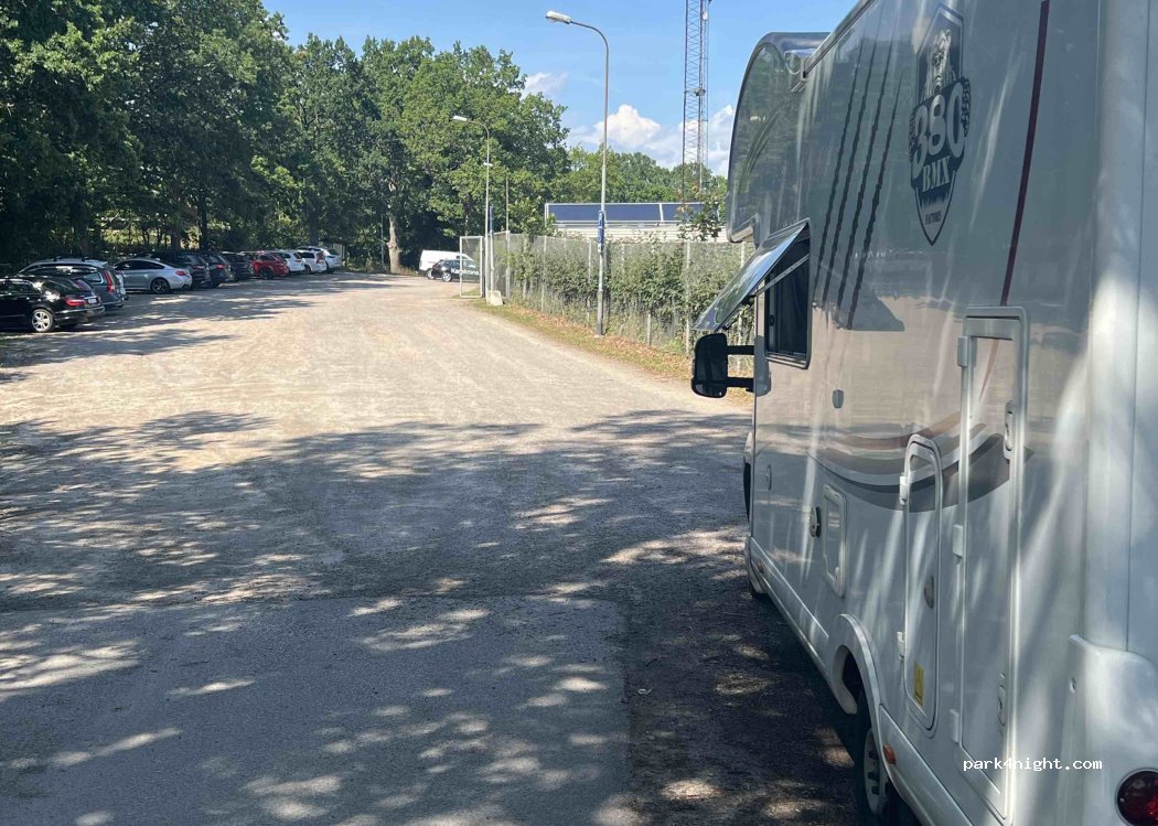 (371 41) Karlskrona - 3 Löparevägen — foto 2