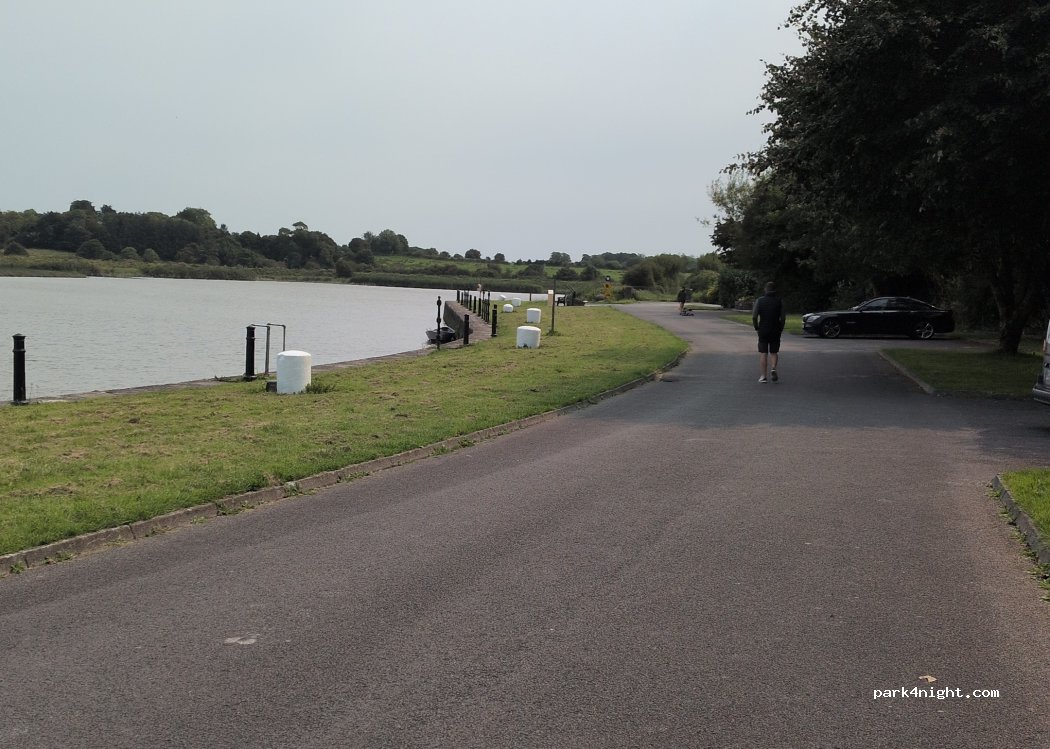 (V95 EHY3) Clarehill - 310 Quay Road — foto 3