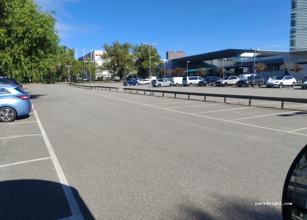 (125 30) Älvsjö - 3 Älvsjö ängsväg — foto