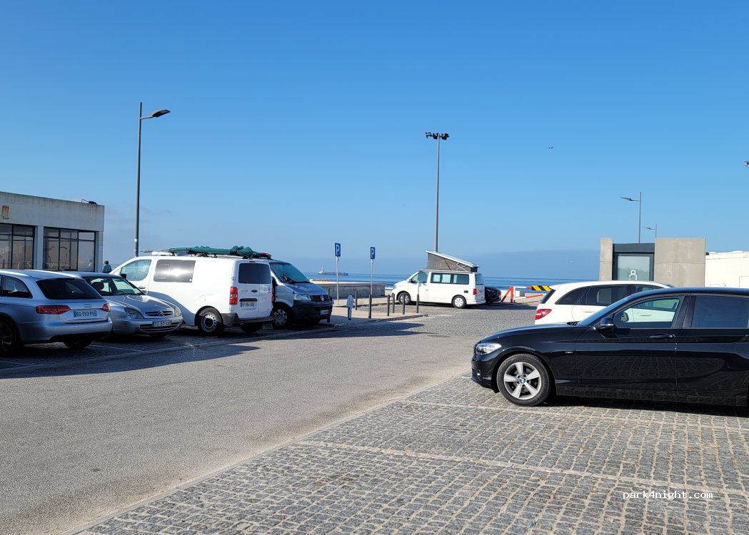(3090-661) Figueira da Foz - 37 Rua Cabedelo — foto 2