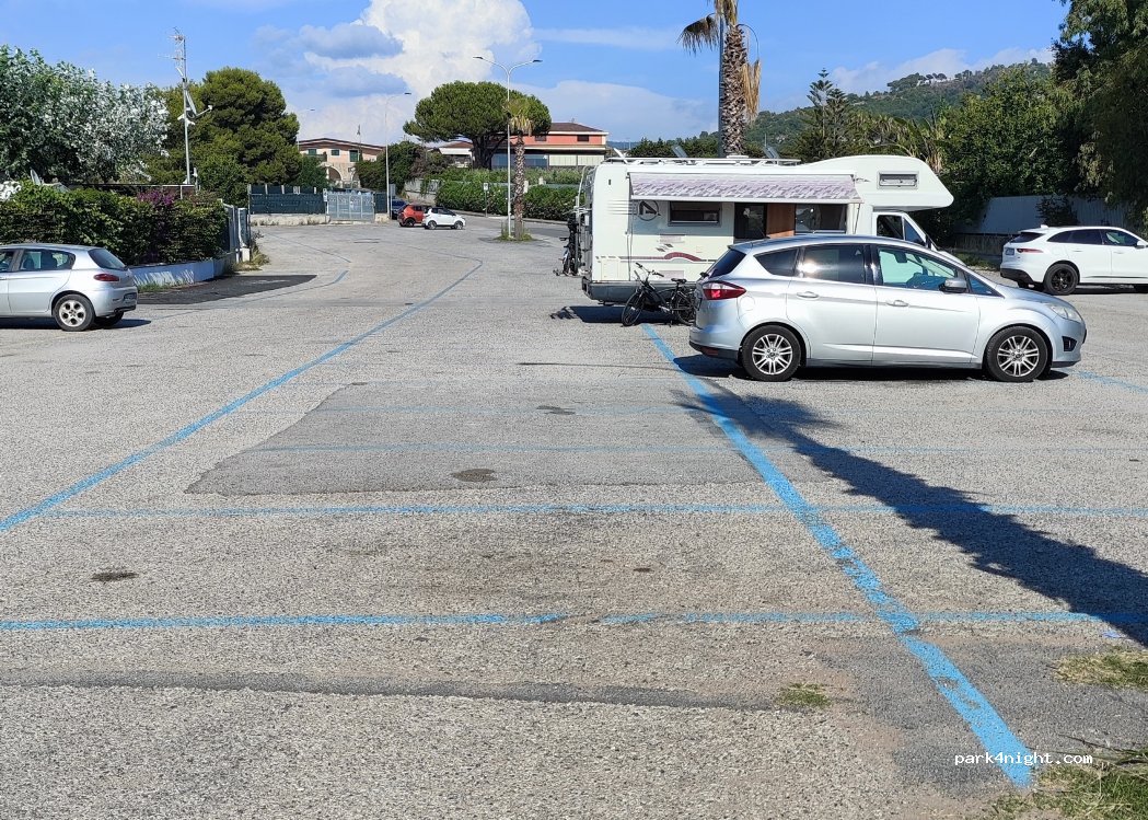 (84048) Santa Maria di Castellabate - 1 Campo dei Rocchi — foto 2